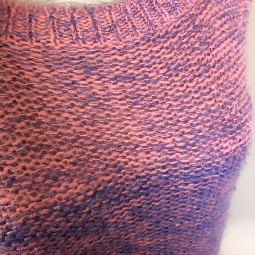 sweater - Picture 2 of 3